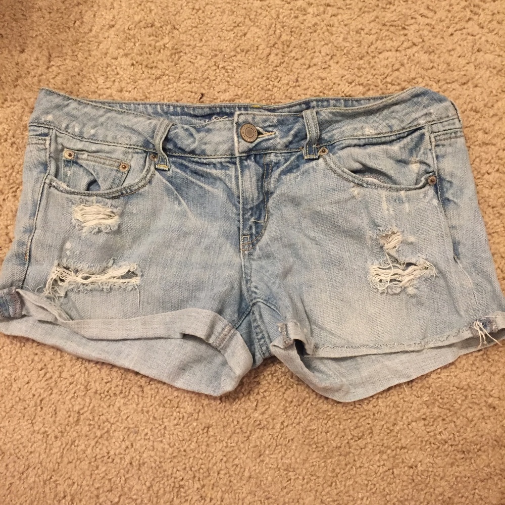 American Eagle distressed jean shorts